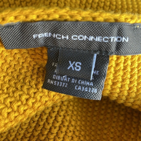 French Connection Yellow Cropped Knit Pullover Sweater with Relaxed Fit - Picture 4 of 5